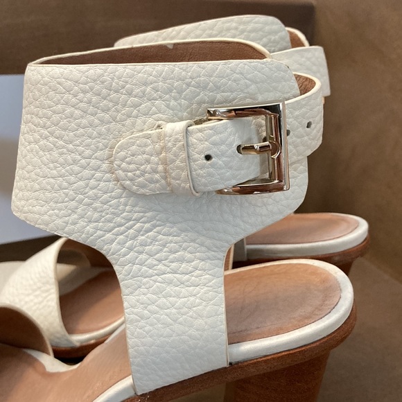 Joie 4” sandal heels - Picture 7 of 11